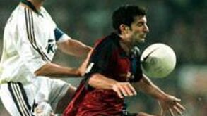 Luís Figo assina por seis anos com o Real Madrid