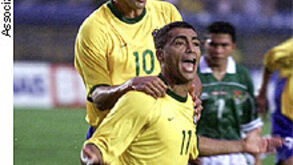 Romário ultrapassa Pelé em golos nos jogos oficiais da «Seleção»