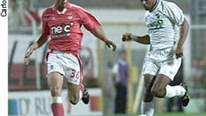 Farense-Benfica, 2-2: Correr o mesmo só dá empate