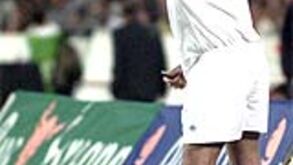 Mick McCarthy lamenta castigo de Fernando Couto