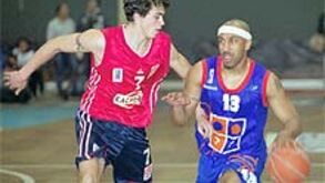 PT e Oliveirense lideram bolsa de apostas alargada