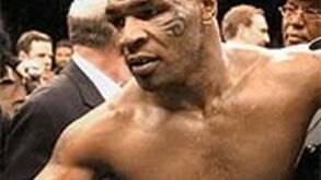 Boxe: Tyson quer enfrentar-se antes de desafiar Lewis