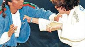 Judo: Tempestade no Naval
