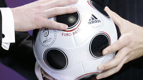 A bola do Euro''2008