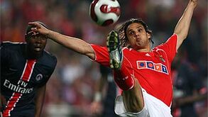 BENFICA-PSG, 3-1 (Simão 12'', [gp] 88'', Petit 26''; Pauleta 31'')