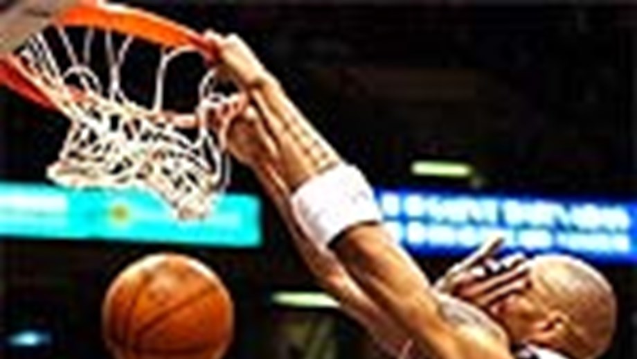 James Harden ultrapassa barreira dos 25.000 pontos - NBA - Jornal Record