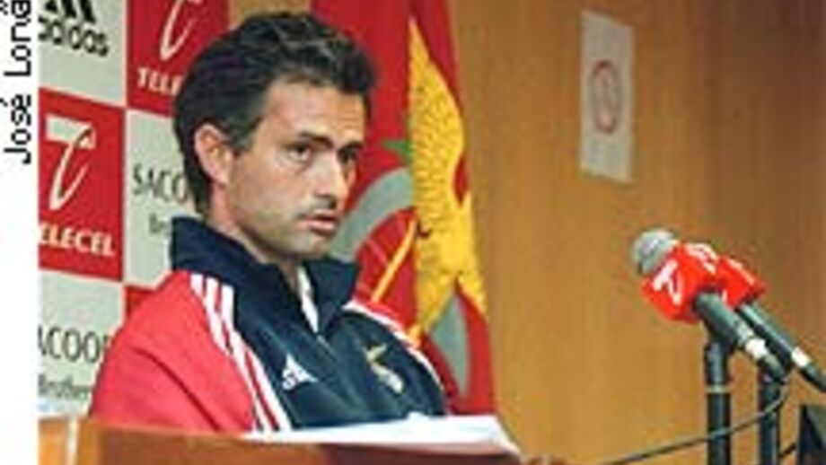 Mourinho demitiu-se por ser «treinador a prazo»