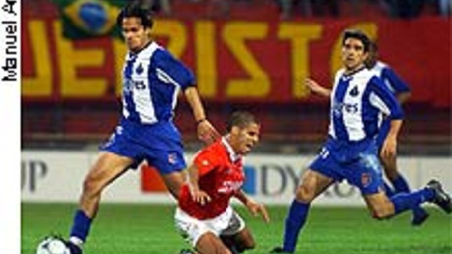 Salgueiros-FC Porto, 0-1: Sofrimento a mais para cumprir a tradição