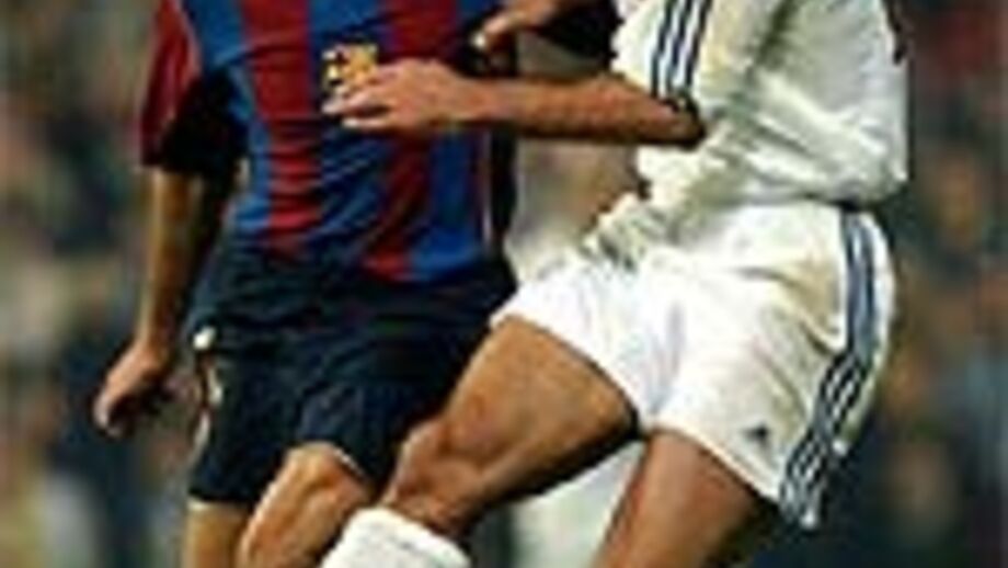 Figo derrota Barcelona em noite de aniversário