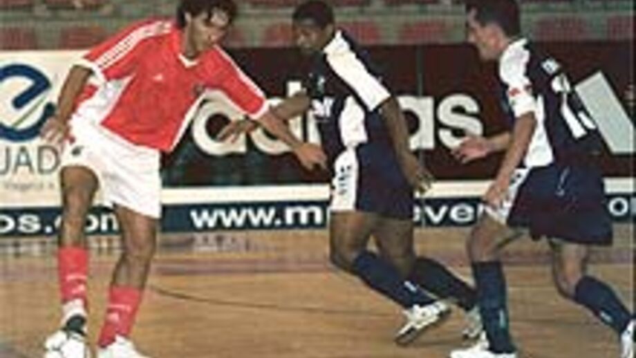 Benfica derrotado por Miramar adulto