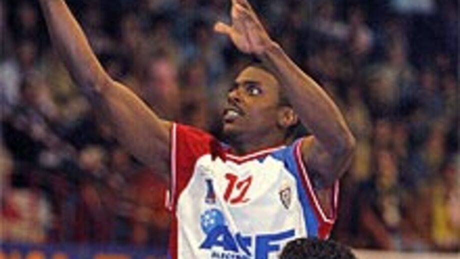 Reggie Moore no Belenenses