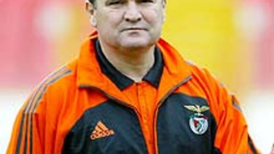 José António Camacho: «Falta identidade ao Benfica»