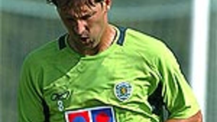 Pedro Barbosa e Enakarhire falham treino