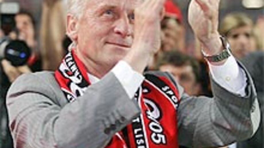 Trapattoni anuncia saída