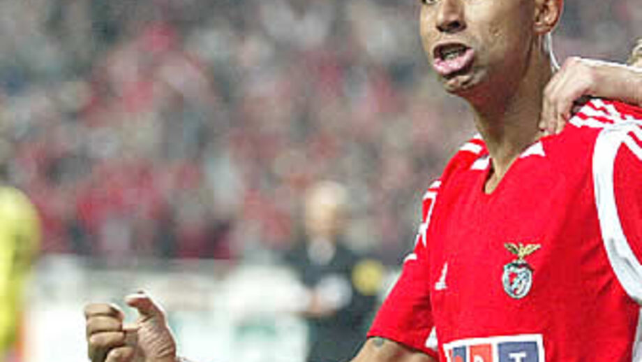 Cotação de Luisão sobe em flecha