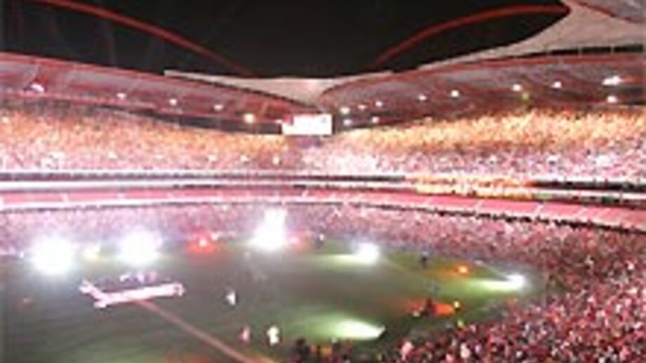 55.000 recebem equipa na Luz