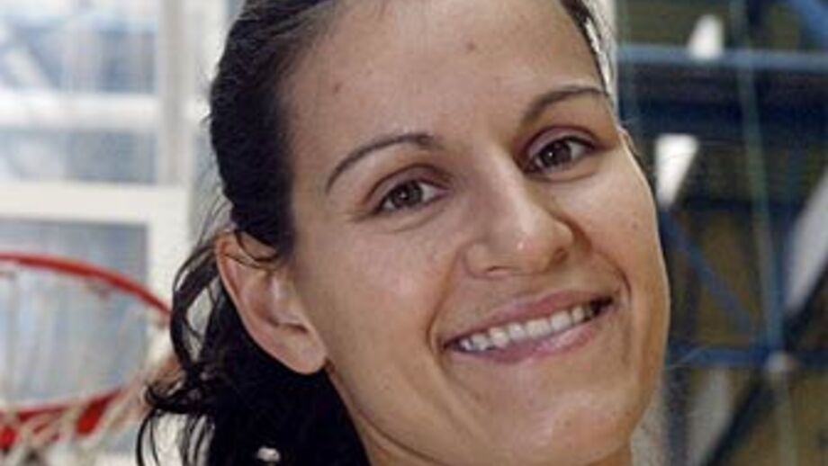 Ticha Penicheiro ganha mais um título