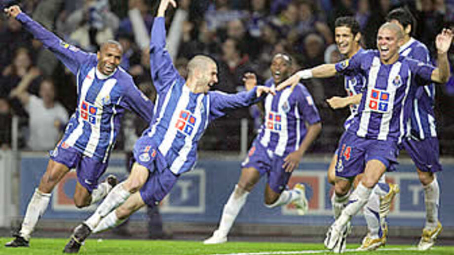 FC PORTO-SPORTING, 1-1 (McCarthy 114''; Liedson 109''), 5-4 g.p.