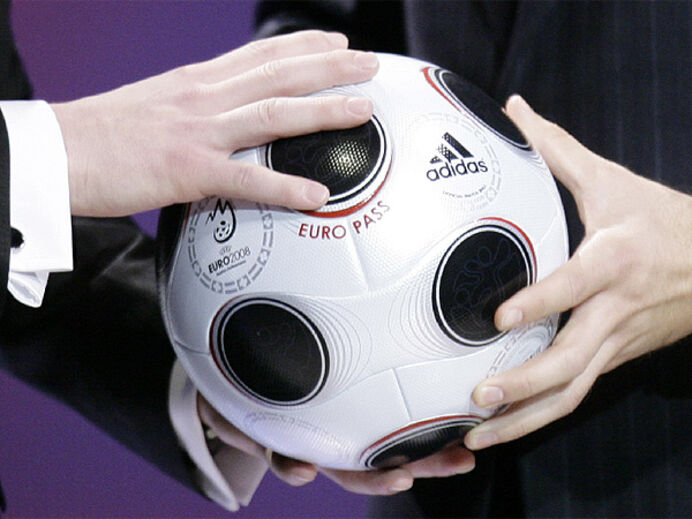 A bola do Euro''2008
