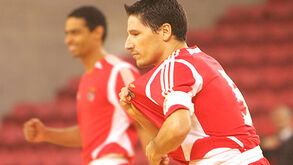 André Lima treina Benfica