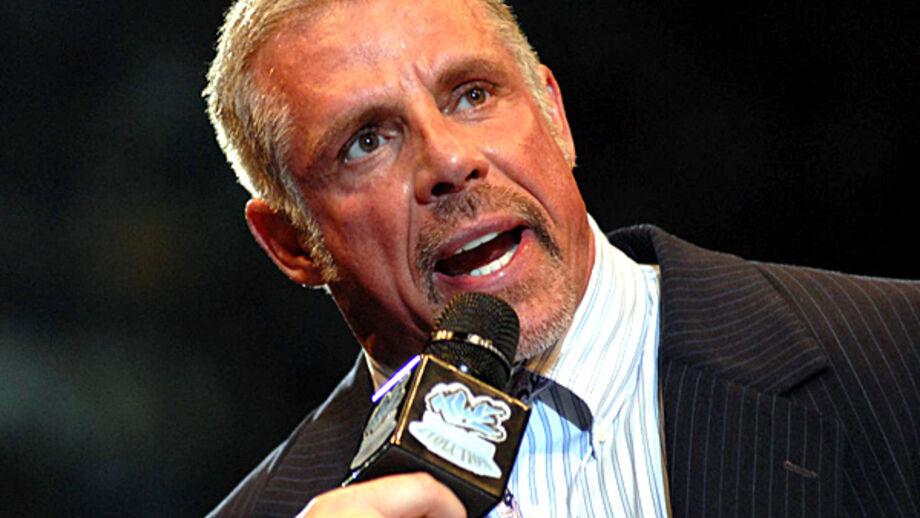 WWE aponta o dedo a Ultimate Warrior