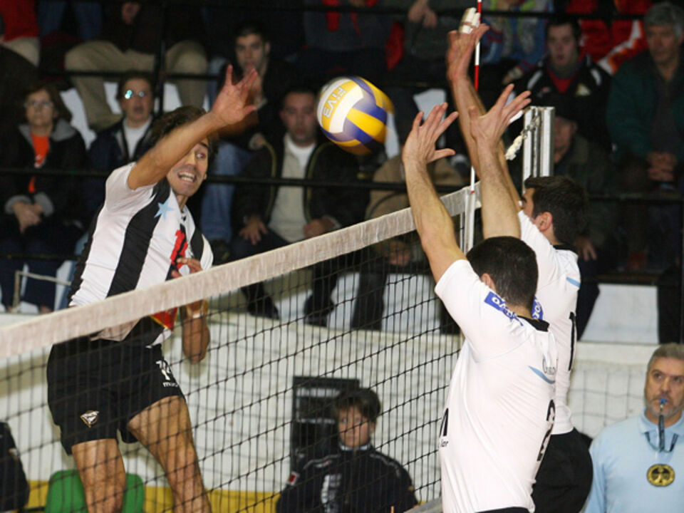 Sp. Espinho bate V. Guimarães