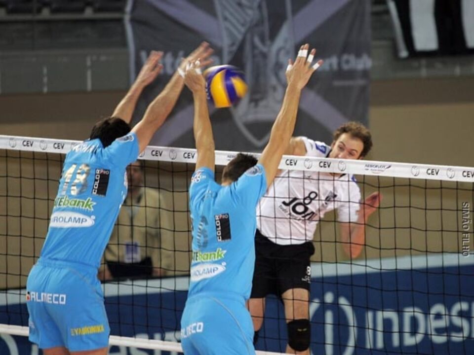 V. Guimarães perde (0-3) com Iraklis