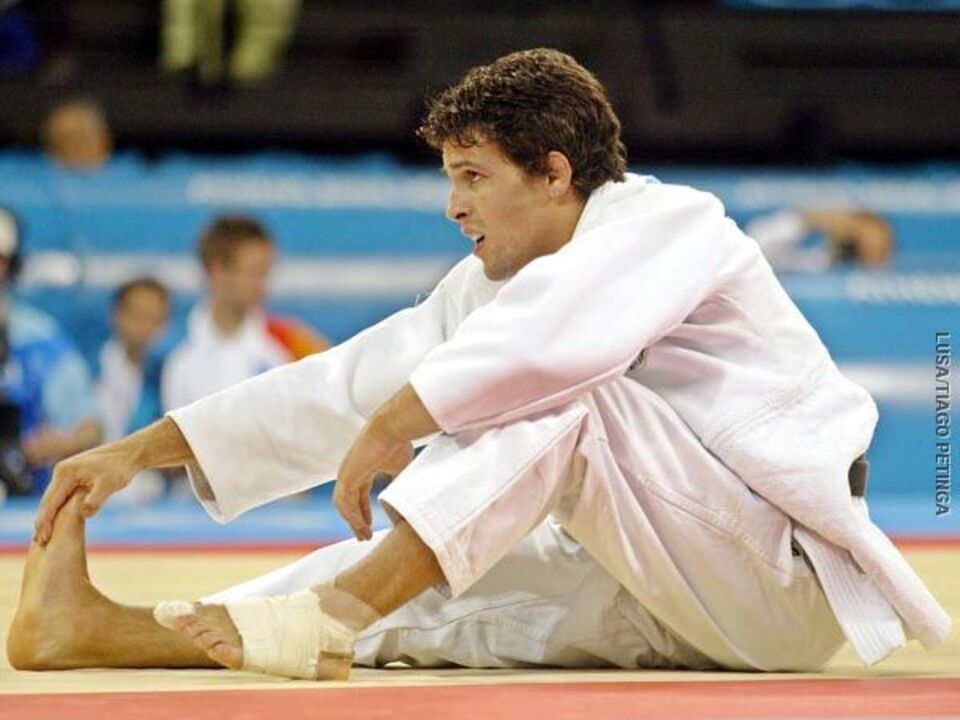 João Neto em dúvida para o Mundial