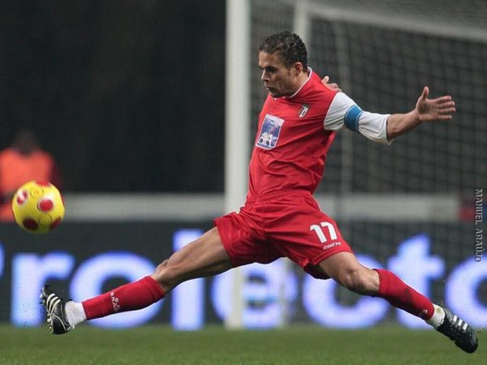 Frechaut sem "sequelas de relevo" após traumatismo