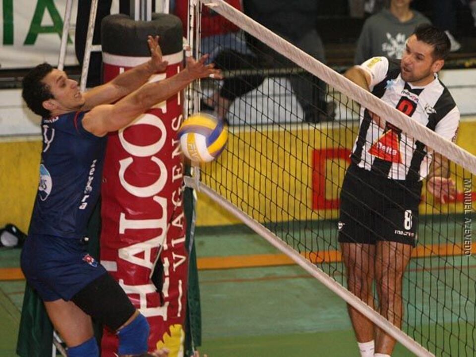 Sp. Espinho e V. Guimarães vencem na Taça