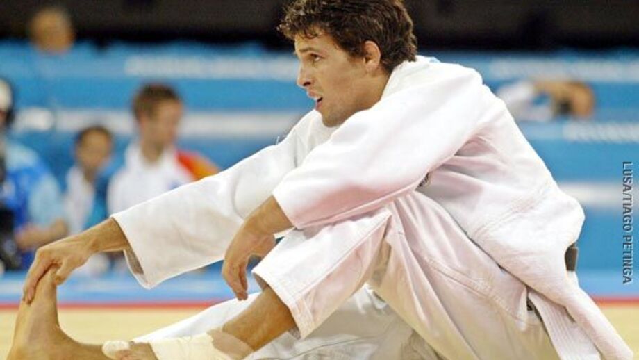 João Neto em dúvida para o Mundial