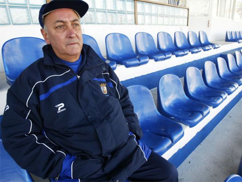 Mano Silva inicia greve de forme