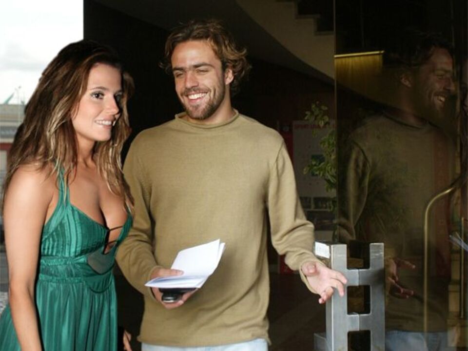 Deborah Secco e Roger a caminho do altar?