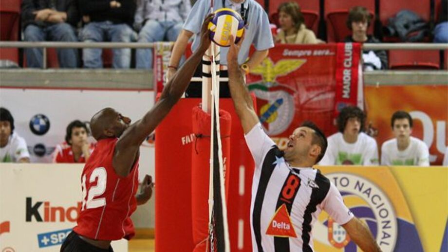 Craques portugueses interessam ao Benfica