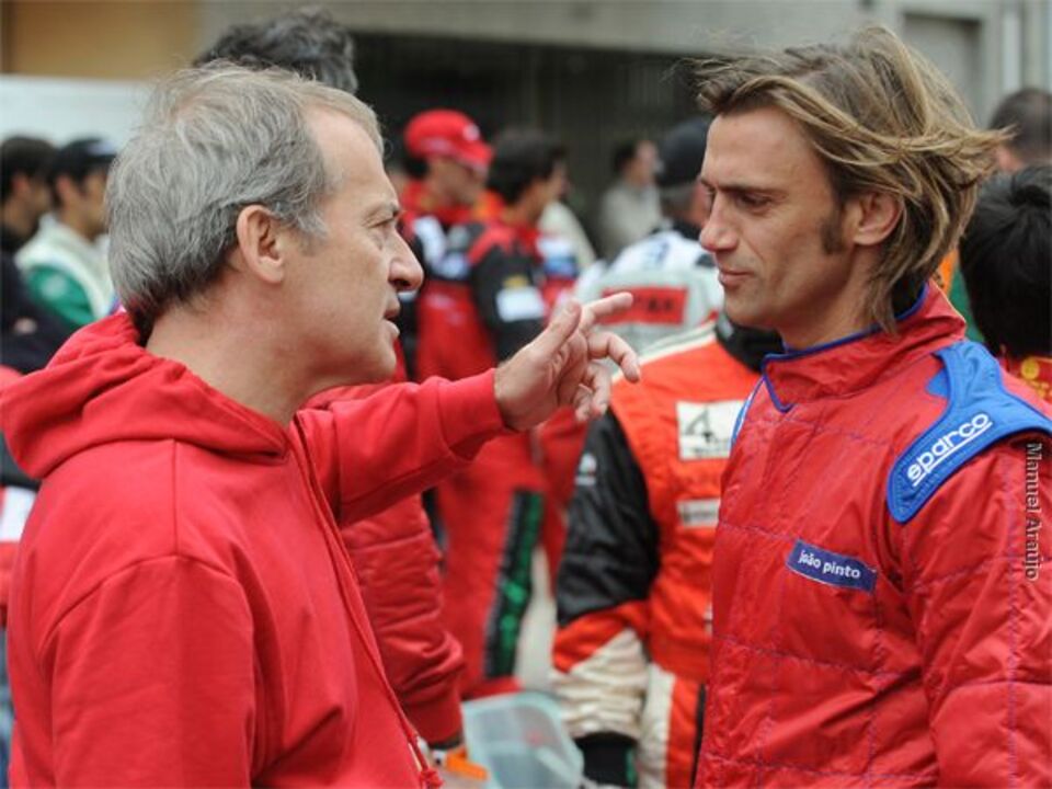 Karting junta aficionados em Gaia
