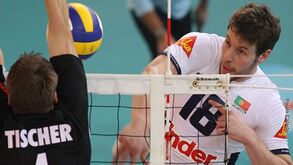 Eurico Peixoto renuncia à Seleção Nacional