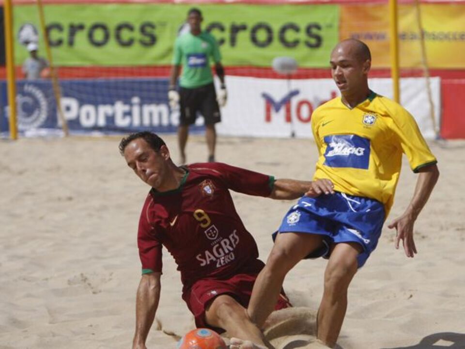 Futebol de Praia: Portugal bate Brasil (6-4) e conquista o Mundialito