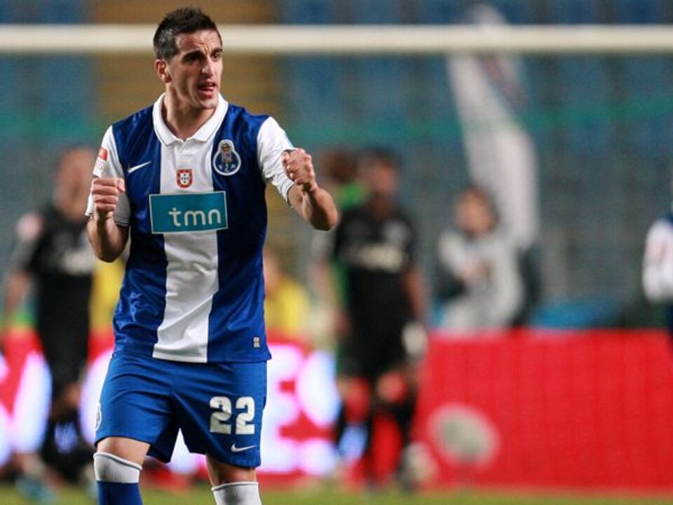 Miguel Lopes a jogo para desfazer mitos