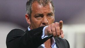 Jorge Costa mantém equipa técnica