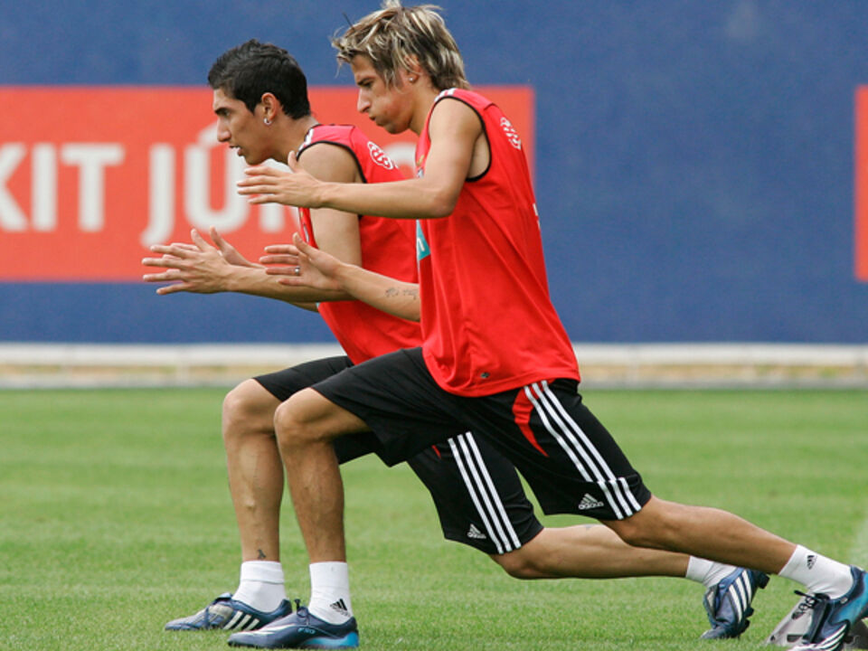 Fábio Coentrão volta após o estágio na Suíça