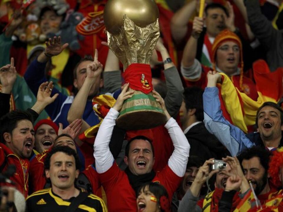 Holanda contra a favorita Espanha