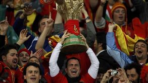 Holanda contra a favorita Espanha