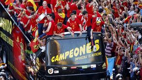 Espanha festeja o título