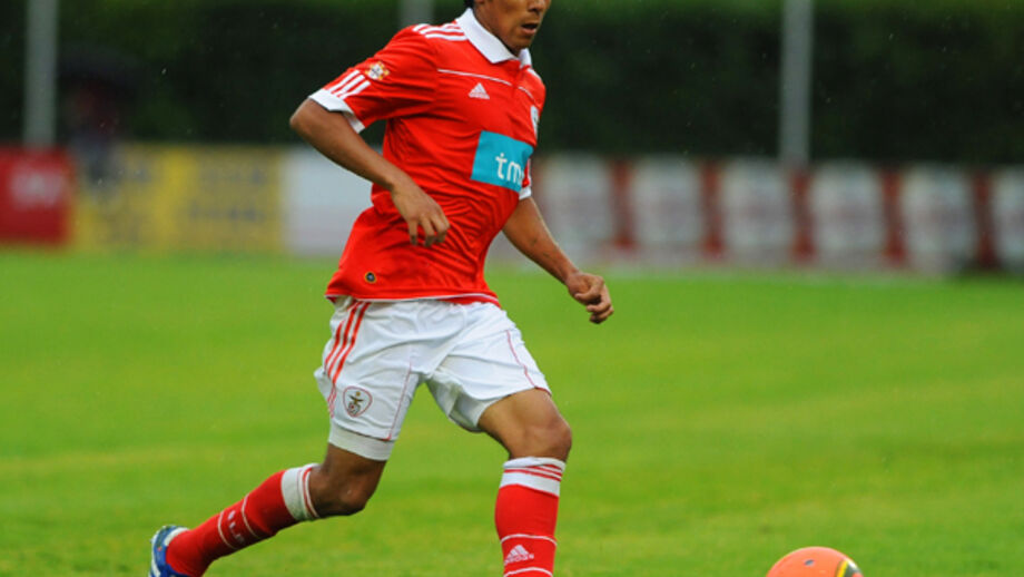 Benfica mede forças com o Aris Salónica