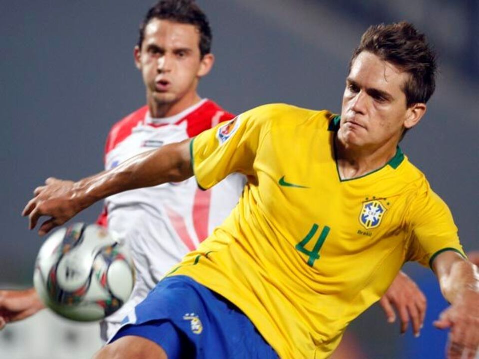 Rafael Toloi é o alvo