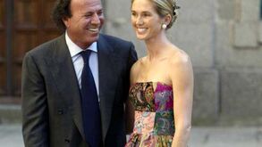 Julio Inglesias e Miranda casam-se ao fim de 20 anos