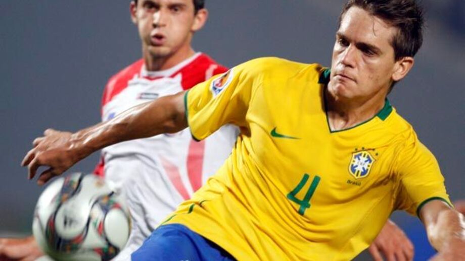 Rafael Toloi é o alvo