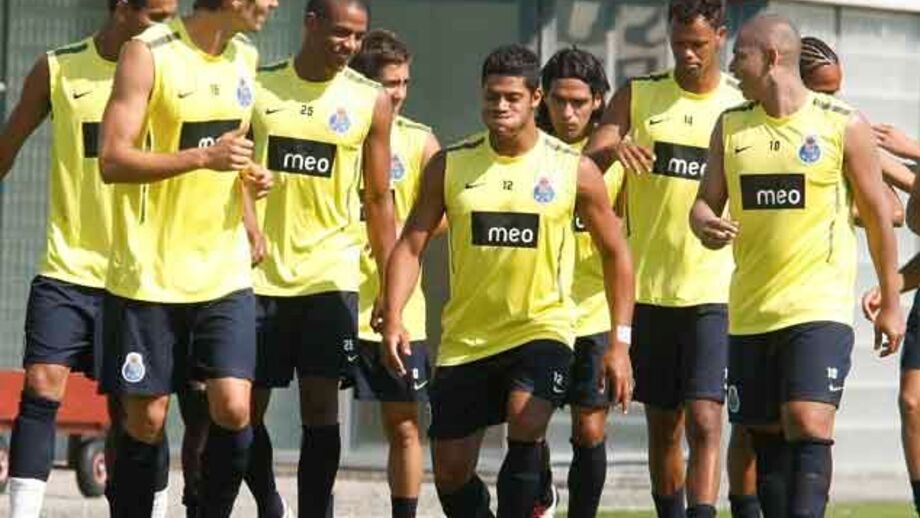 Hulk já sabe dar a outra face