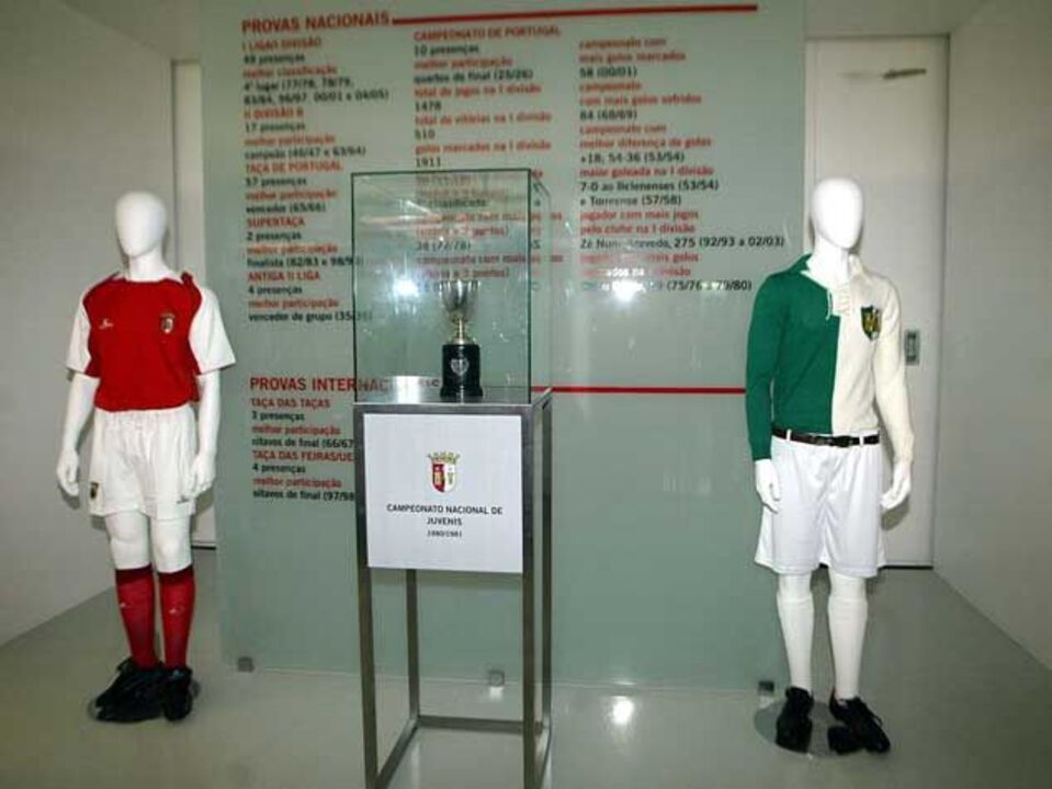 Ingleses orgulhosos com a história de Szabo