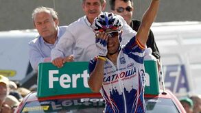 Vitória de Rodriguez e liderança para Nibali